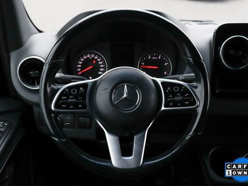 Used 2020 Mercedes-Benz Sprinter 2500 image 22