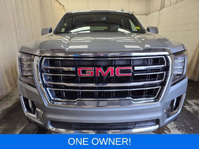 Used 2024 GMC Yukon XL SLT w/ SLT Luxury Package AWD/4WD image 3