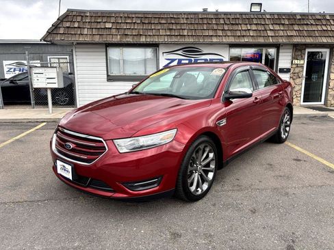 Used 2014 Ford Taurus Limited w/ Equipment Group 301A image 4