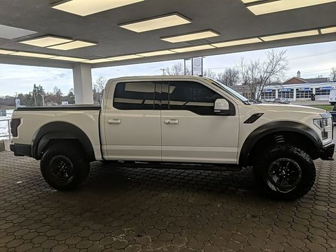 Used 2018 Ford F150 Raptor w/ Equipment Group 802A Luxury image 5