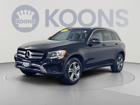 Used 2019 Mercedes-Benz GLC 300 4MATIC image 1