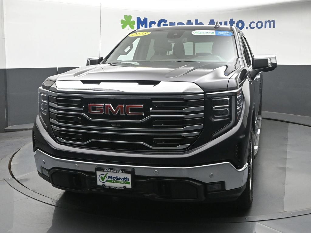 Used 2023 GMC Sierra 1500 SLT w/ SLT Premium Plus Package AWD/4WD image 22