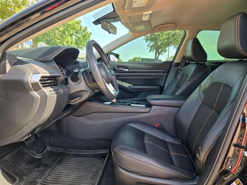Used 2022 Nissan Altima 2.5 SR AWD/4WD image 10
