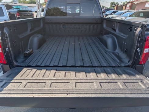 Used 2015 GMC Sierra 2500 Denali w/ Suspension Package, Off-Road AWD/4WD image 7