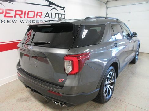 Used 2020 Ford Explorer ST w/ Premium Technology Package image 14