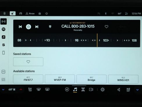 Used 2024 Rivian R1S Adventure AWD/4WD image 17