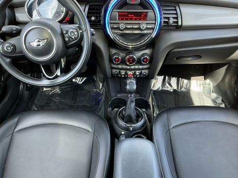 Used 2015 MINI Cooper 2-Door Hardtop image 10