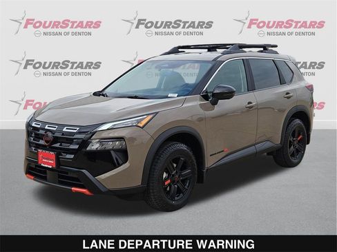 New 2026 Nissan Rogue SV image 8