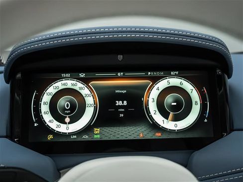 New 2026 Aston Martin DB12 Convertible image 32