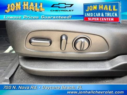 Used 2020 Chevrolet Blazer LT w/ Sound & Technology Package FWD image 18