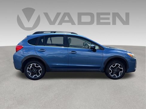 Used 2017 Subaru Crosstrek 2.0i Limited w/ Popular Package #2 AWD/4WD image 16