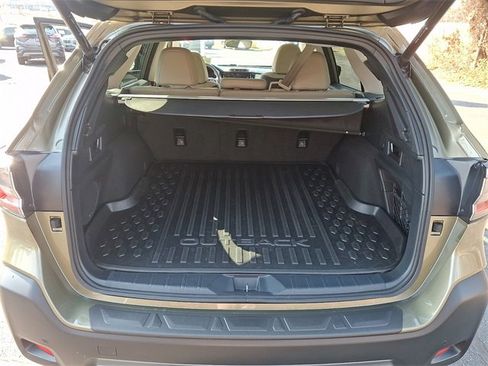Used 2024 Subaru Outback Limited image 30
