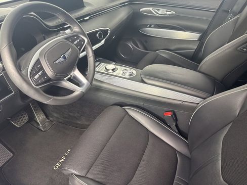 Used 2023 Genesis GV70 2.5T w/ Sport Prestige Package AWD/4WD image 18