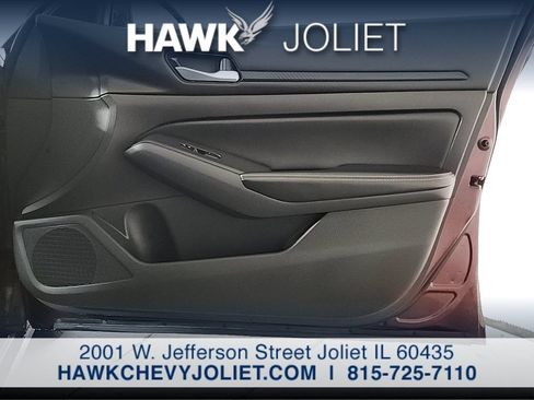 Used 2025 Nissan Altima 2.5 SV FWD image 24