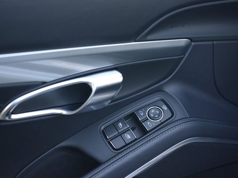 Certified 2024 Porsche 718 Boxster RWD image 14