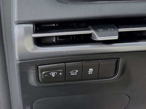 Certified 2025 Hyundai Tucson SEL image 9