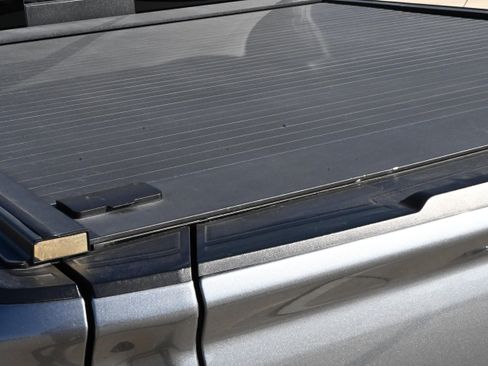 Used 2021 GMC Sierra 1500 SLT image 9