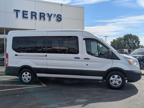 Used 2019 Ford Transit 350 XLT image 2