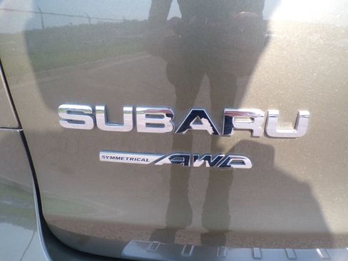 Used 2025 Subaru Ascent Limited AWD/4WD image 4