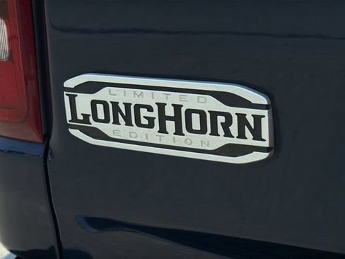 Used 2022 RAM 1500 Limited AWD/4WD image 39