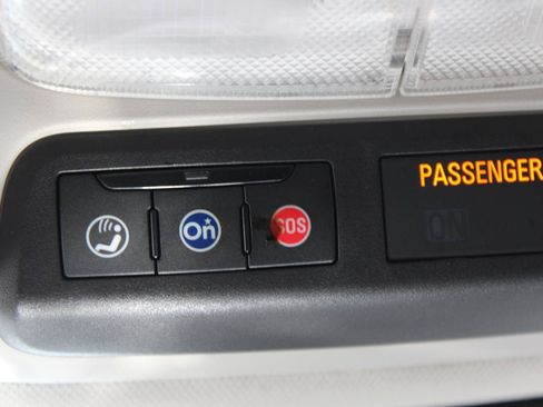 Used 2023 Buick Encore GX Select w/ Safety Package II FWD image 37