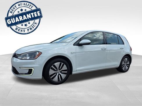 Used 2016 Volkswagen e-Golf SE w/ DC Fast Charging Package FWD image 2