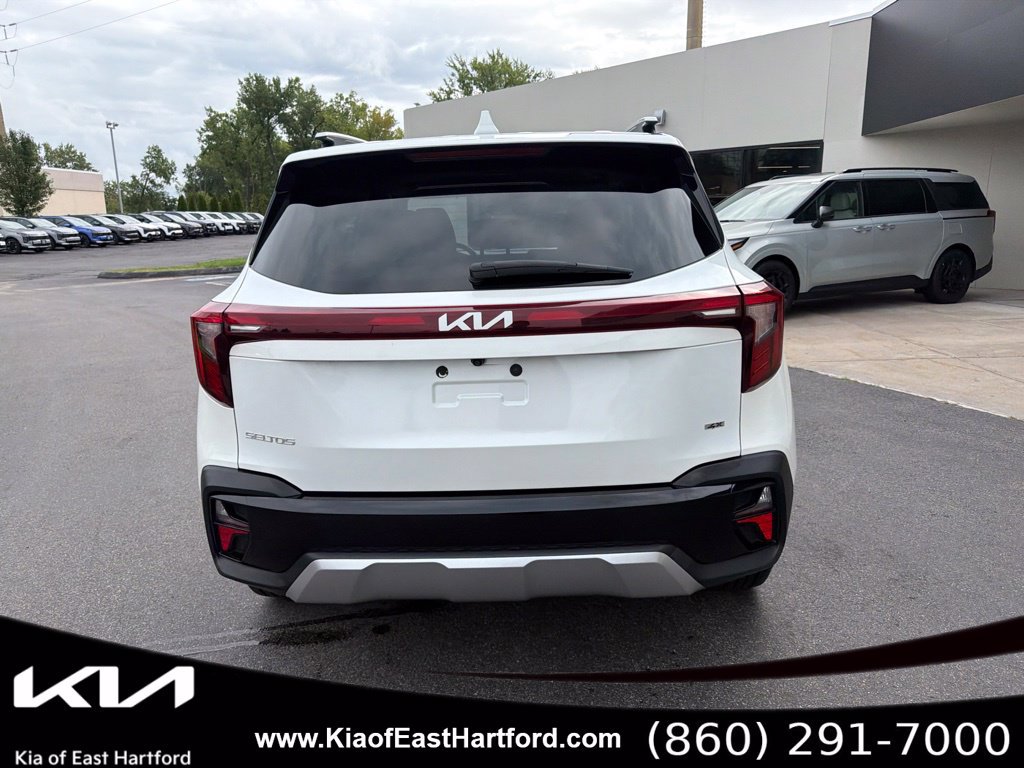 Certified 2024 Kia Seltos EX AWD/4WD image 9