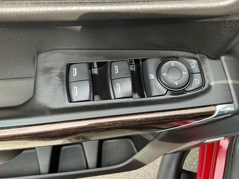 Used 2020 GMC Sierra 1500 Elevation w/ Elevation Value Package AWD/4WD image 34