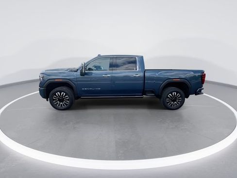 Used 2025 GMC Sierra 2500 Denali Ultimate w/ Max Trailering Package AWD/4WD image 5