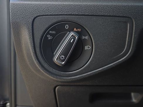 Used 2022 Volkswagen Atlas SEL Premium image 27