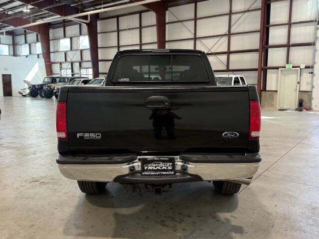 Used 2004 Ford F250 Lariat AWD/4WD image 9