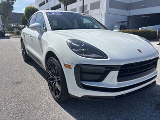 Used 2022 Porsche Macan w/ Premium Package Plus video 1
