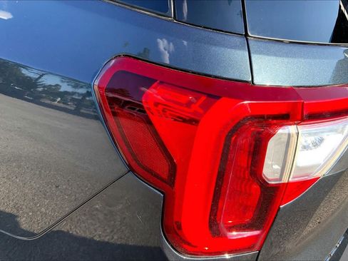 Used 2020 GMC Acadia SLT w/ Driver Alert Package II AWD/4WD image 29