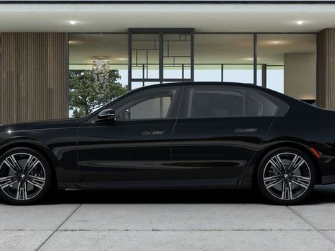 New 2026 BMW 760i xDrive w/ Executive Package image 4
