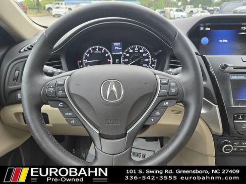 Used 2016 Acura ILX FWD image 13