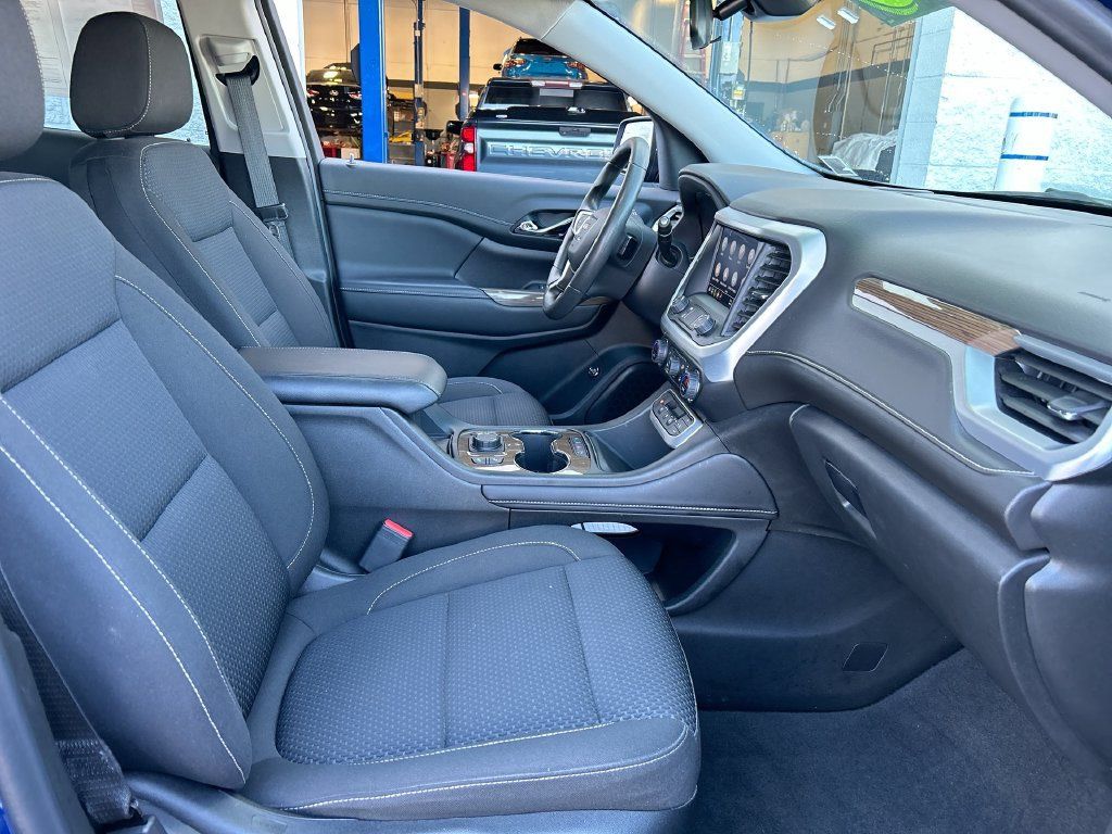 Used 2023 GMC Acadia SLE w/ Driver Convenience Package AWD/4WD image 28