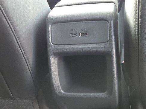 New 2026 Chevrolet Trax RS w/ Sunroof Package image 7