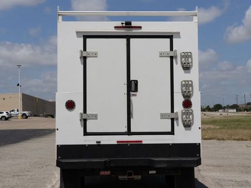 Used 2022 Ford F350 XL w/ Power Equipment Group AWD/4WD image 6