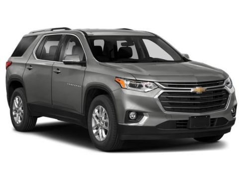 Used 2019 Chevrolet Traverse LT w/ LT Premium Package AWD/4WD image 6