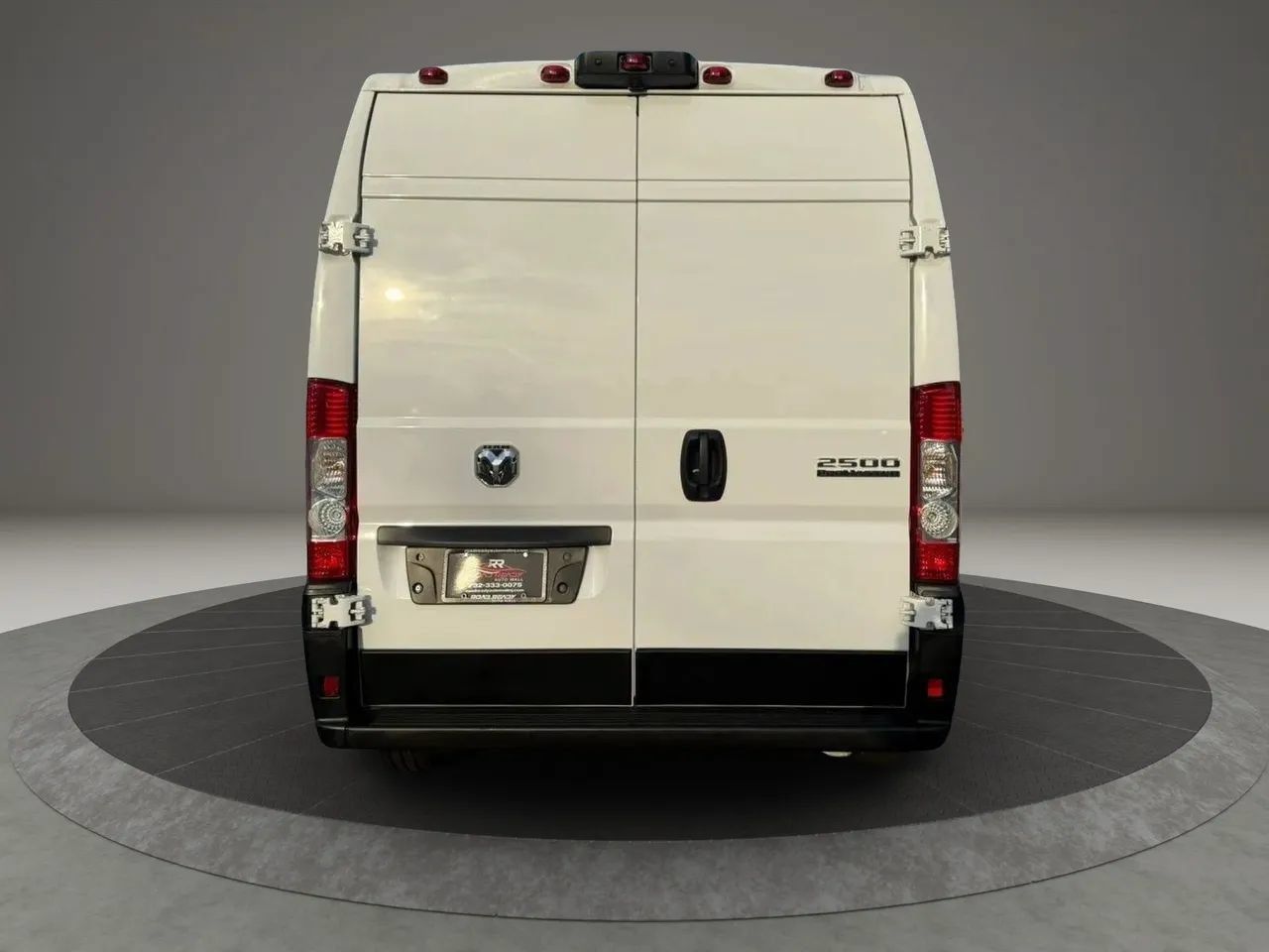 Used 2025 RAM ProMaster 2500 w/ Convenience Group FWD image 8