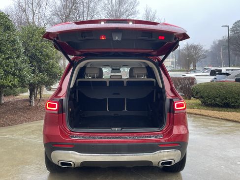 Certified 2022 Mercedes-Benz GLB 250 GLB 250 SUV image 9