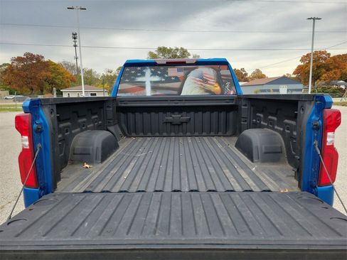 Used 2022 Chevrolet Silverado 1500 RST image 7
