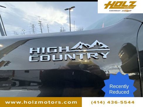 Certified 2022 Chevrolet Silverado 2500 High Country w/ LPO, Dark Essentials Package image 34