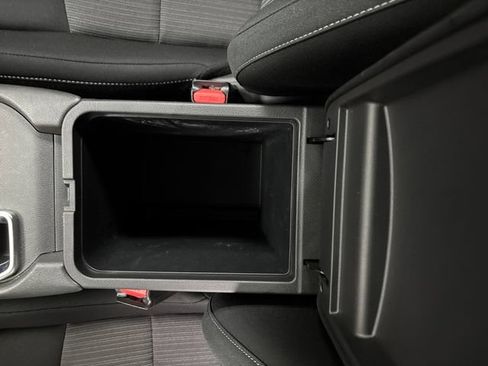 Used 2025 Nissan Sentra SV FWD image 23