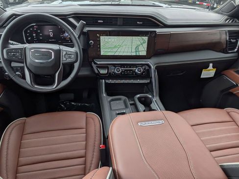 New 2026 GMC Sierra 2500 Denali Ultimate AWD/4WD image 18