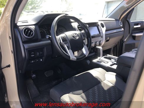 Used 2019 Toyota Tundra SR5 w/ SR5 Upgrade Package image 12