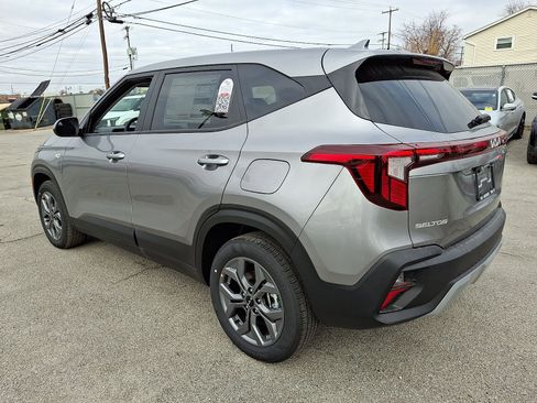 New 2026 Kia Seltos LX image 6