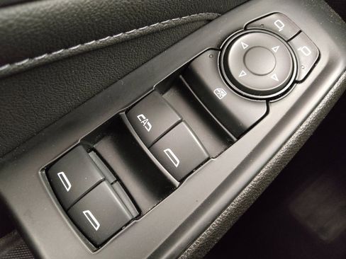Used 2023 Chevrolet Traverse LT w/ LPO, Cargo Package AWD/4WD image 27