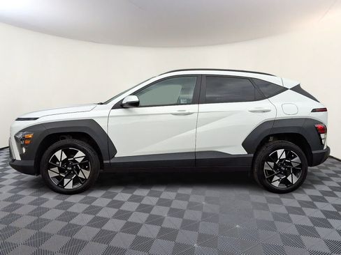Used 2024 Hyundai Kona SEL w/ Convenience Package AWD/4WD image 8