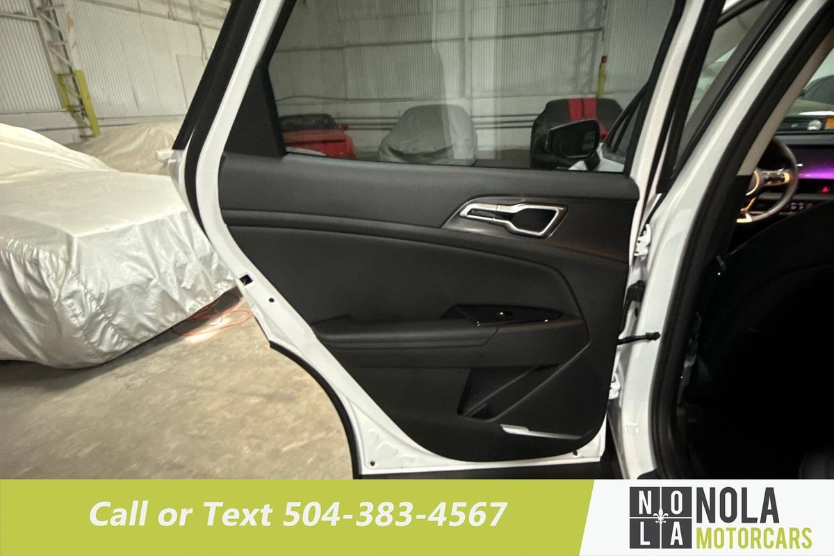 Used 2023 Kia Sportage EX FWD image 26